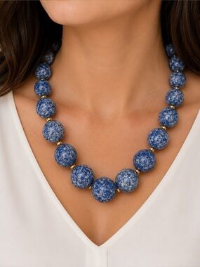 Estate Porcelain Blue and White Beaded Graduated Necklace 24 Inches PRETTY